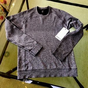 Lululemon men’s engineered warmth sweater M NWT